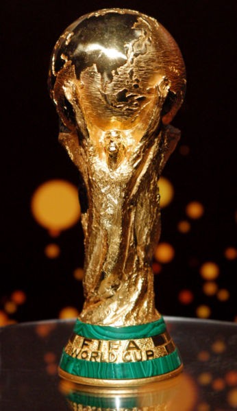 http://soccerlens.com/wp-content/uploads/2007/11/trophy1.jpg